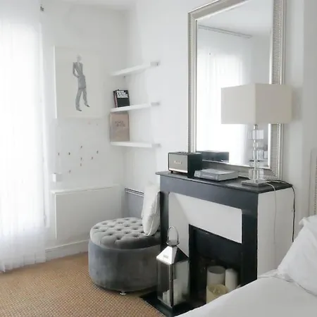 Pere Lachaise 11arr Apartment