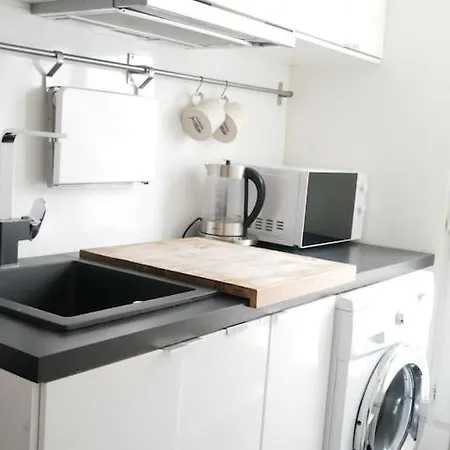 Apartment Pere Lachaise 11arr