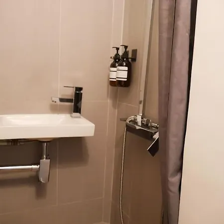Apartment Pere Lachaise 11arr *