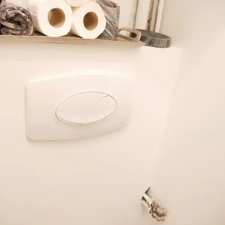 Apartment Pere Lachaise 11arr Paris