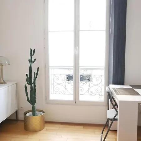 Pere Lachaise 11arr Apartment *
